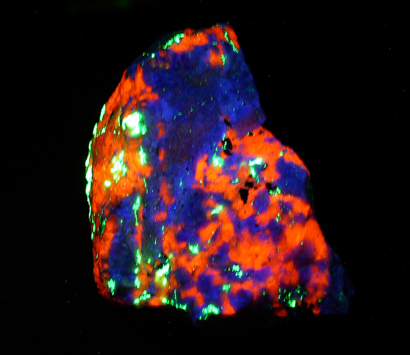 Mineral Specimens - Hardystonite in calcite, Franklin, NJ